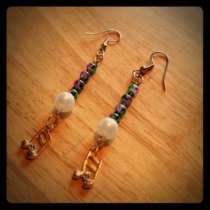 Music note pendant earrings 17E